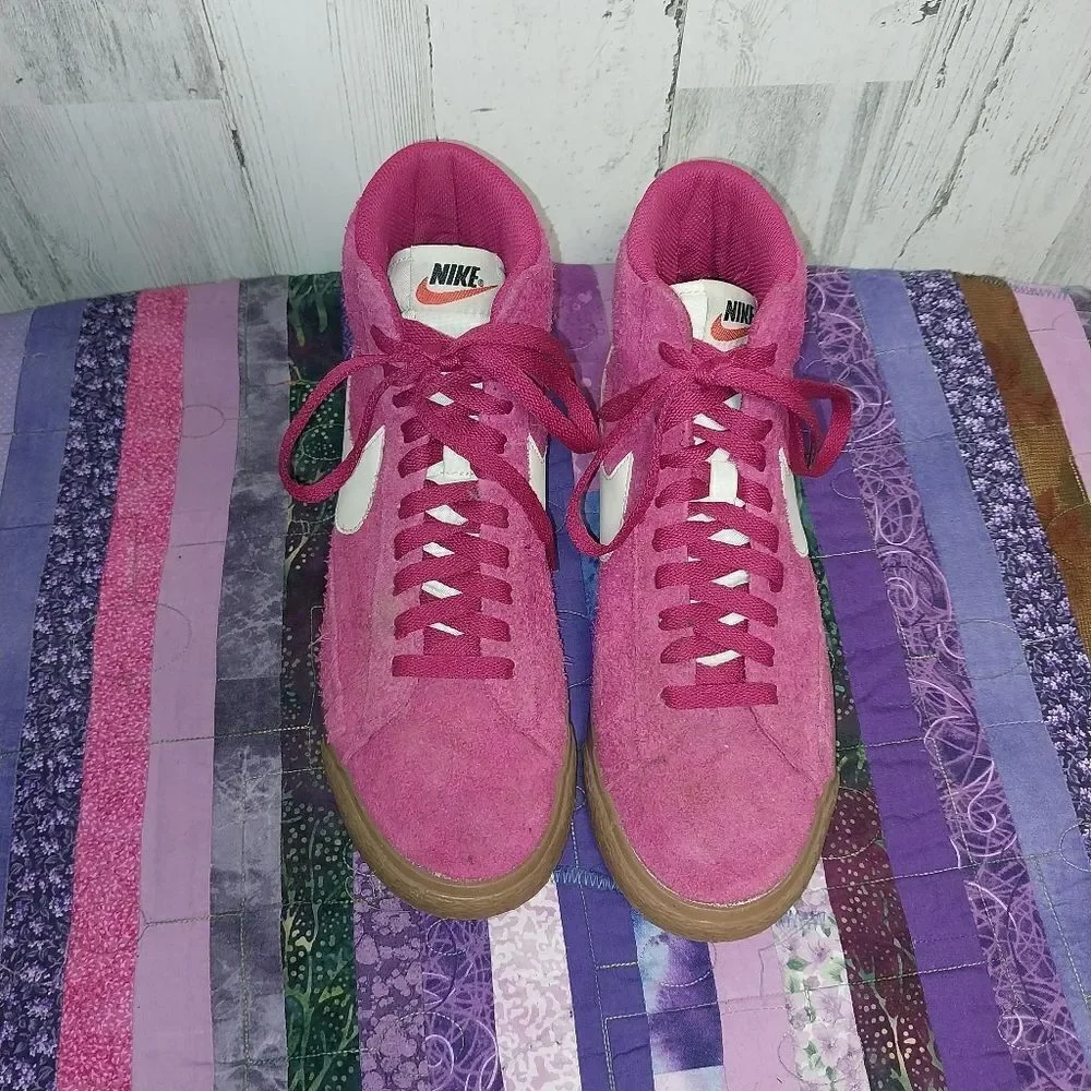 Nike 518171-614 Blazer Mid Suede Pink Size 9